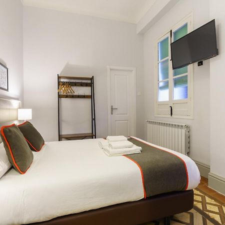 Oyo Fonda Sanchez Hotel Гранада Екстериор снимка