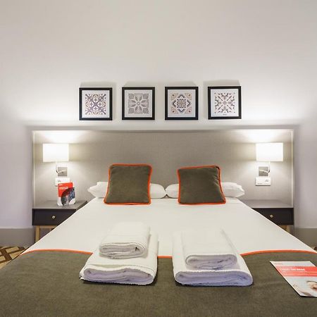 Oyo Fonda Sanchez Hotel Гранада Екстериор снимка