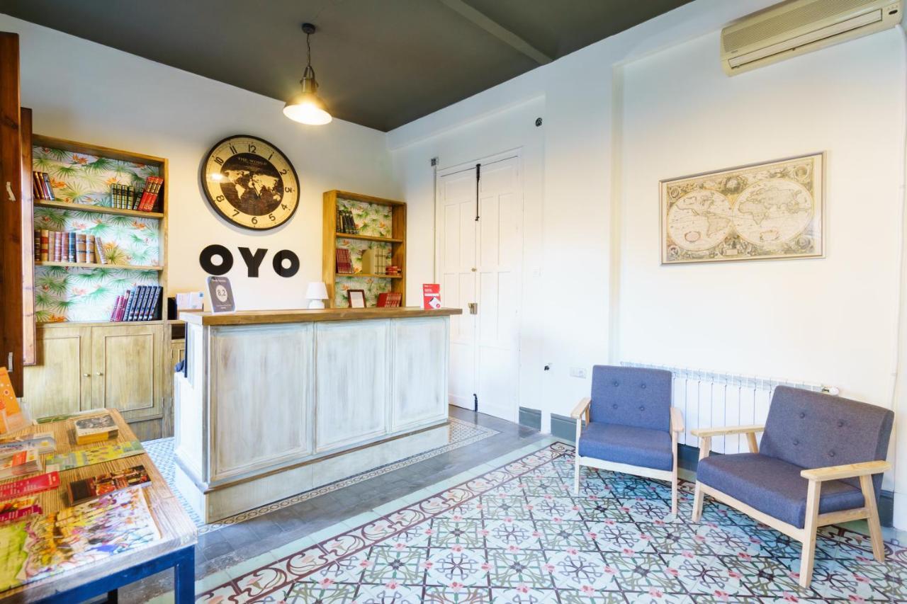 Oyo Fonda Sanchez Hotel Гранада Екстериор снимка